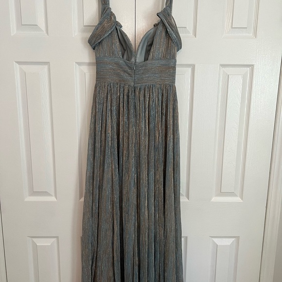 Mac Duggal Evening Gown - Picture 3 of 9